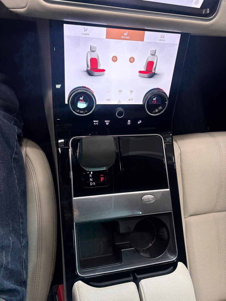 Land Rover Range Rover Velar  2021