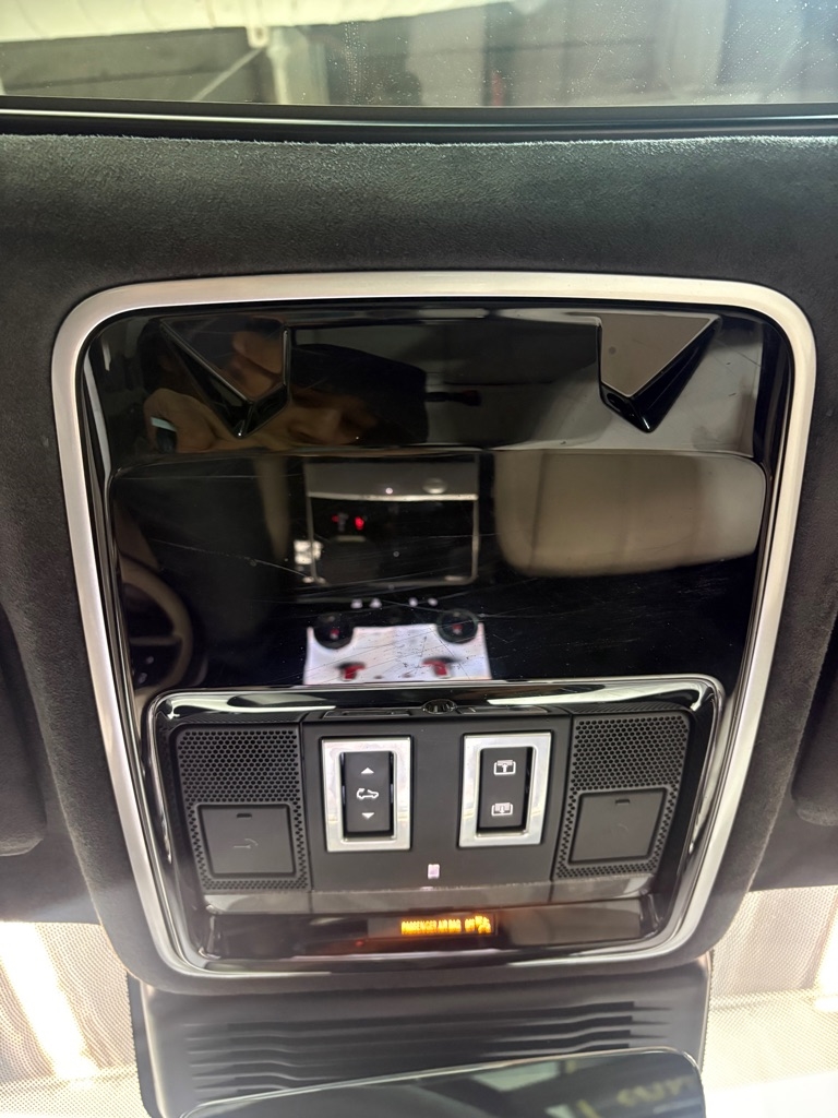 Land Rover Range Rover Velar  2021