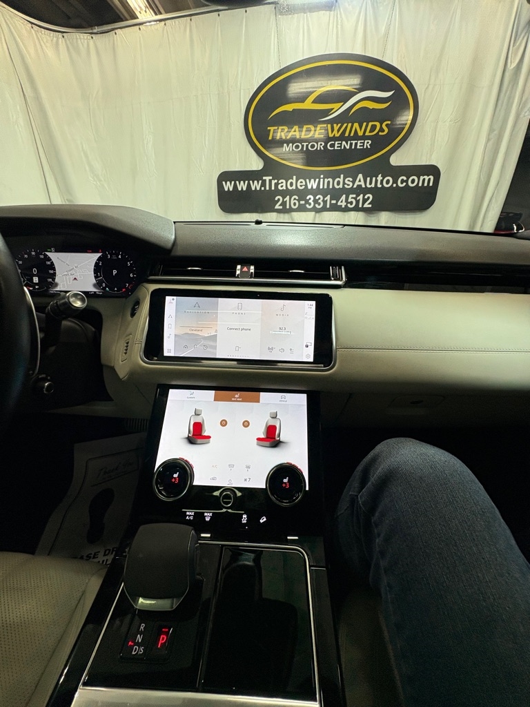 Land Rover Range Rover Velar  2021