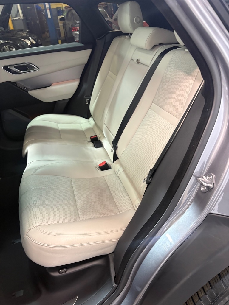 Land Rover Range Rover Velar  2021