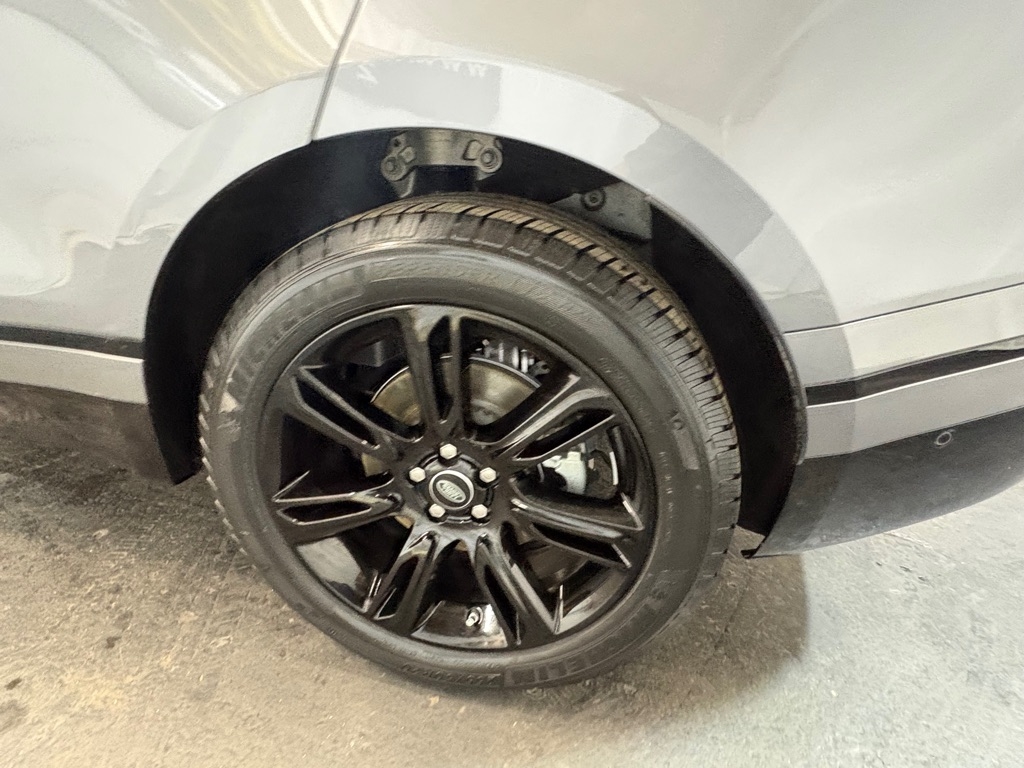 Land Rover Range Rover Velar  2021