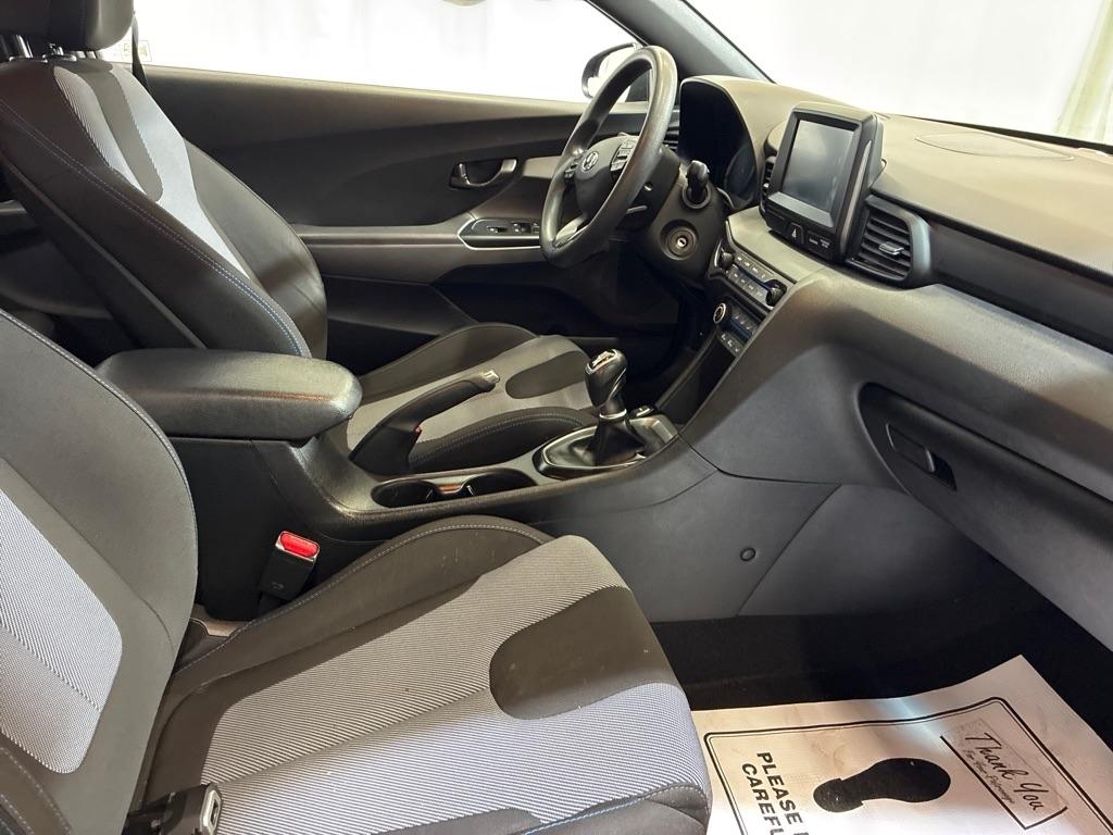 Hyundai Veloster  2019