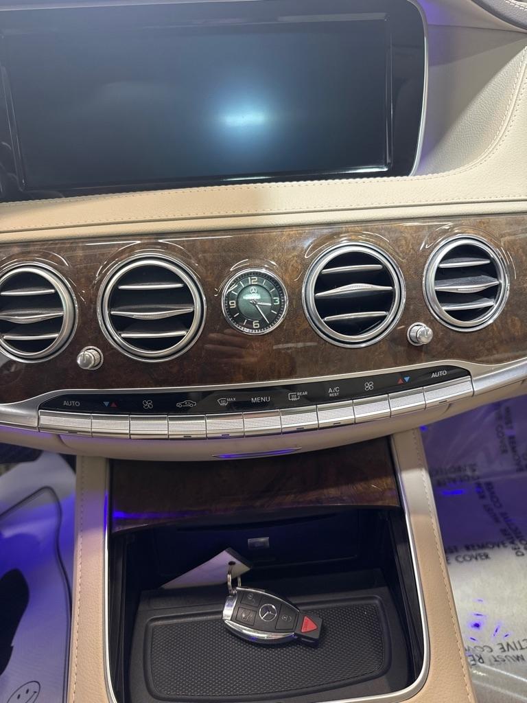 Mercedes-Benz S-Class  2015