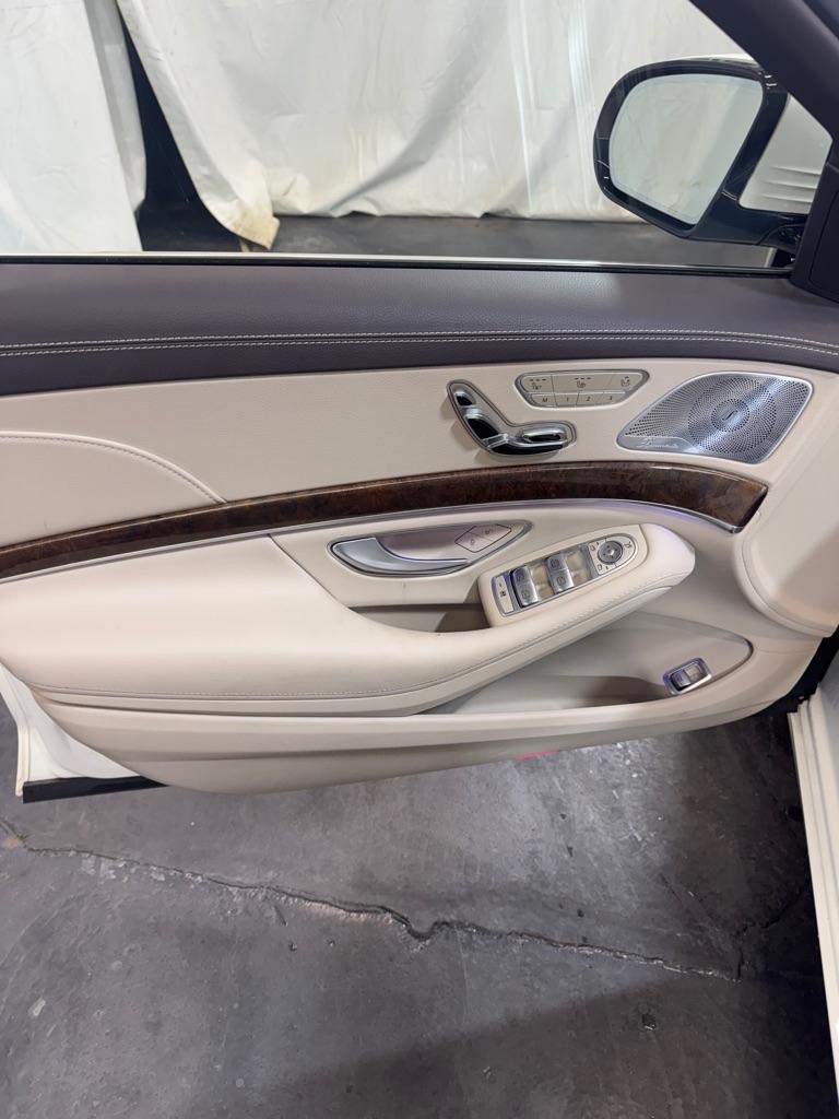 Mercedes-Benz S-Class  2015