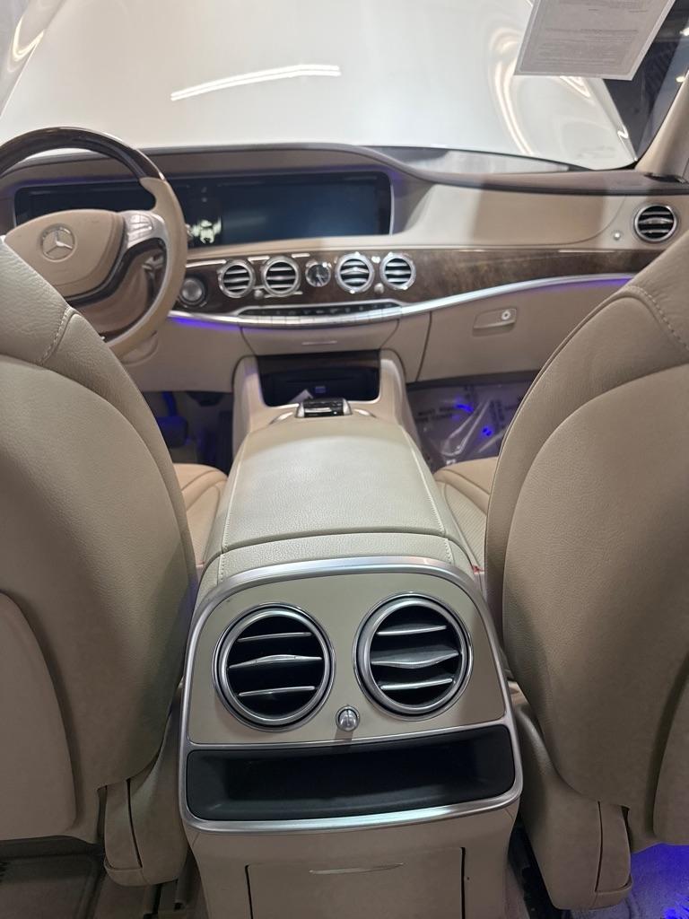 Mercedes-Benz S-Class  2015
