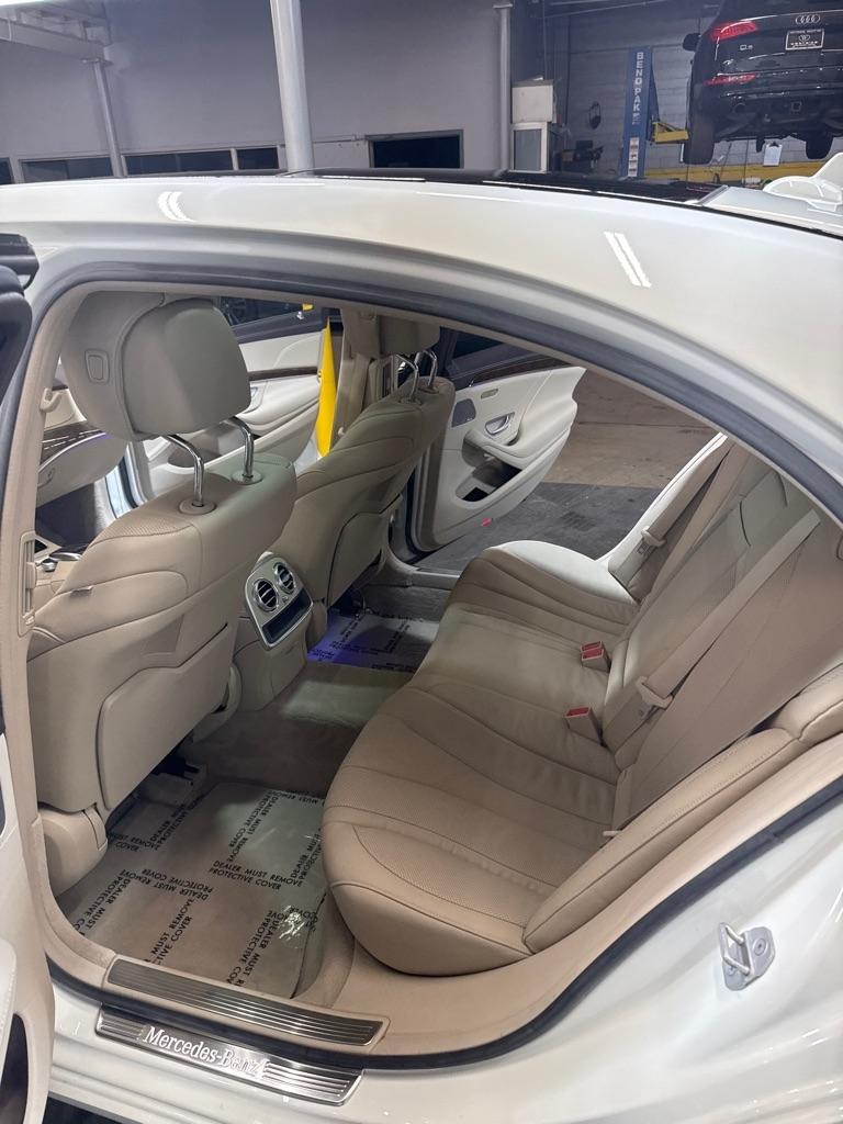 Mercedes-Benz S-Class  2015