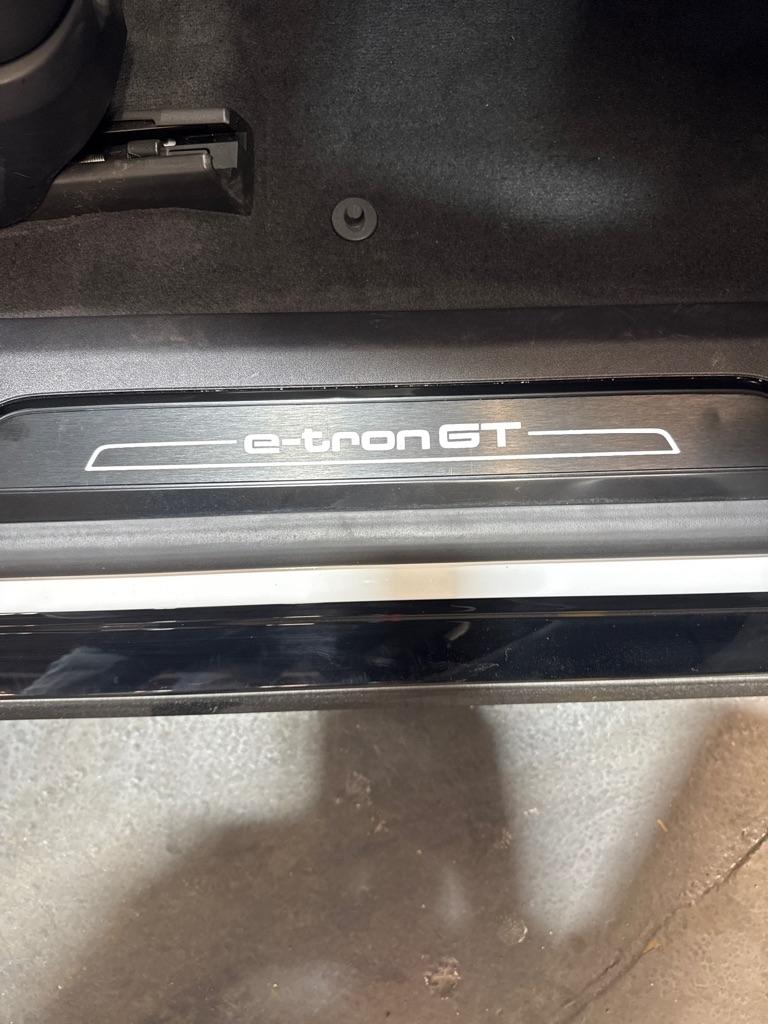 Audi e-tron GT  2022