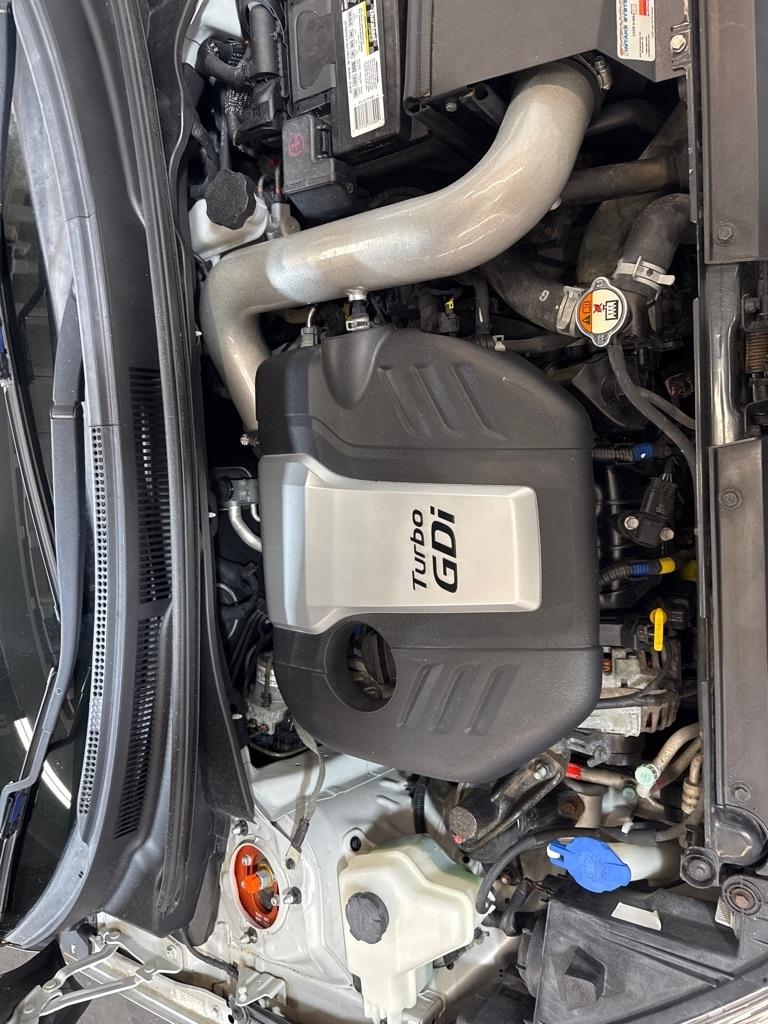 Hyundai Veloster  2016