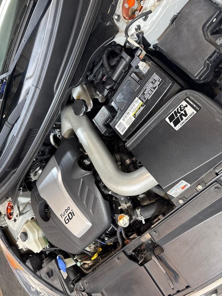 Hyundai Veloster  2016