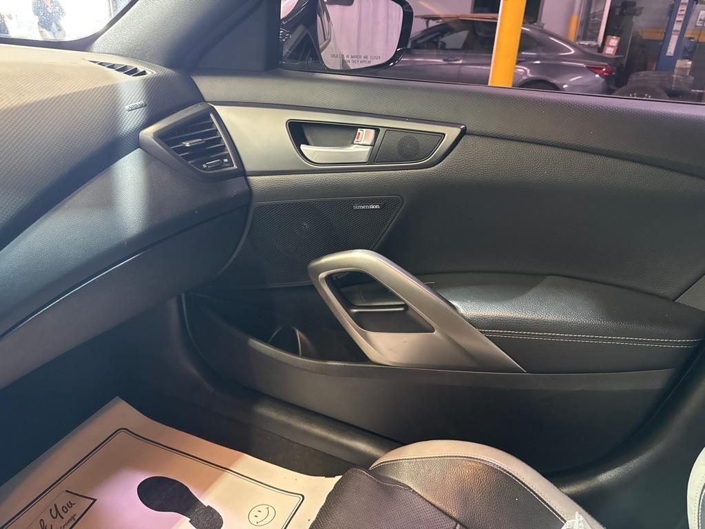 Hyundai Veloster  2016