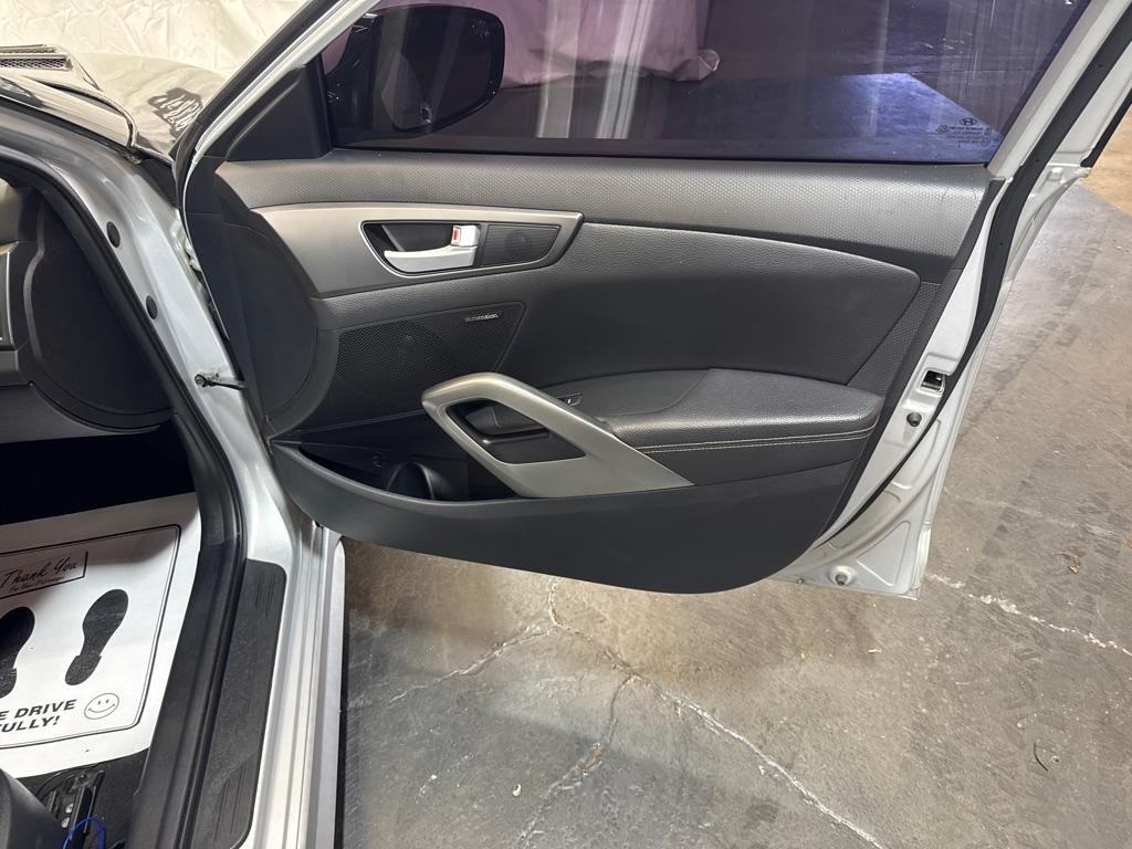 Hyundai Veloster  2016