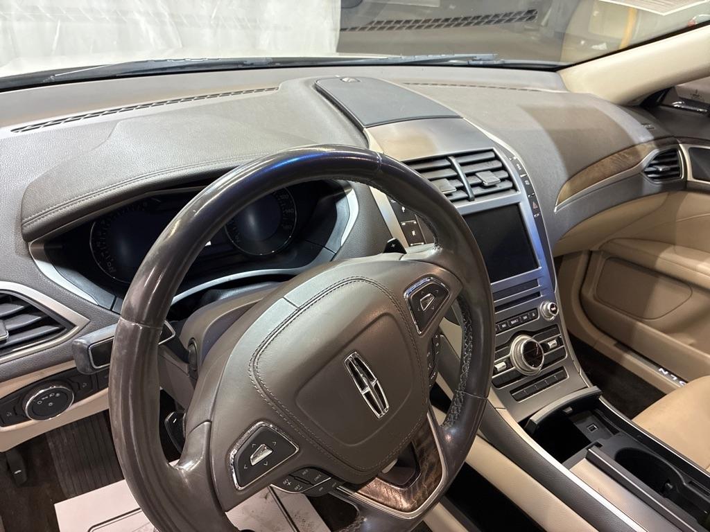 Lincoln MKZ  2017