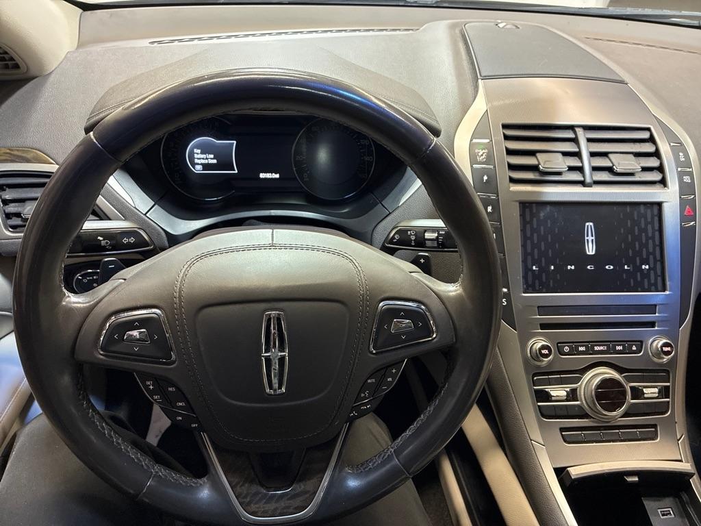 Lincoln MKZ  2017