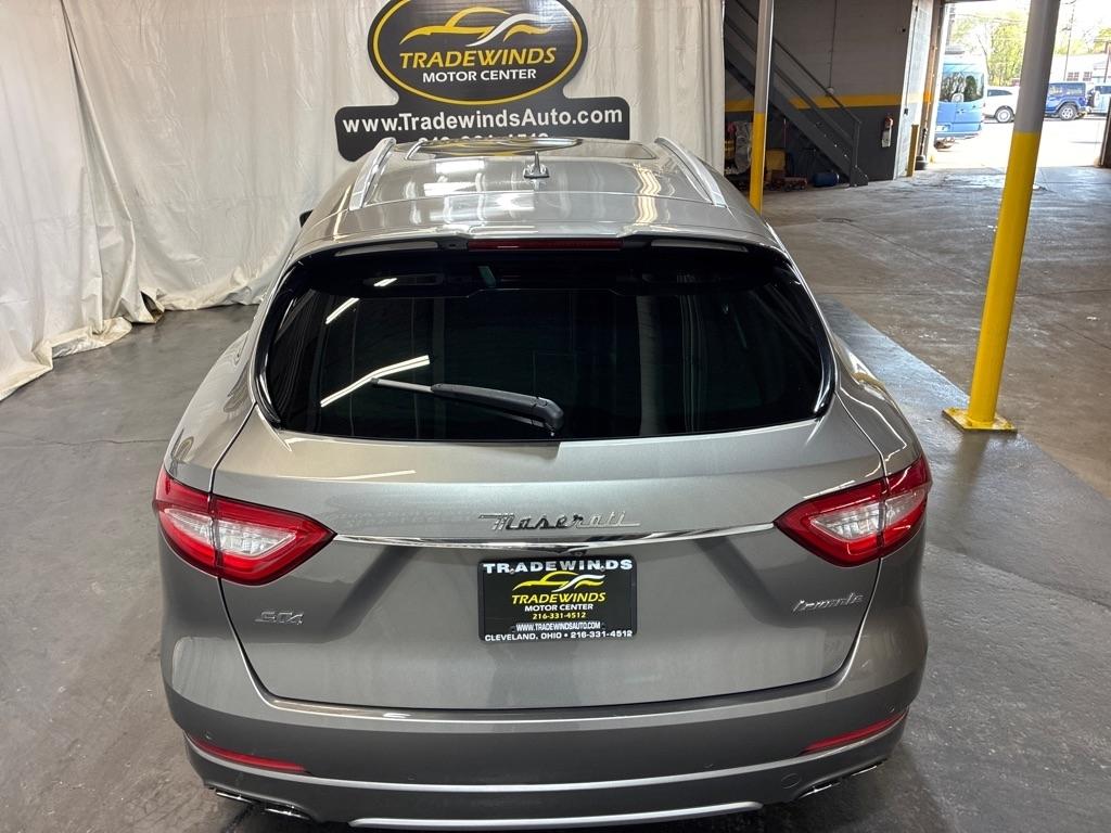 Maserati Levante  2017