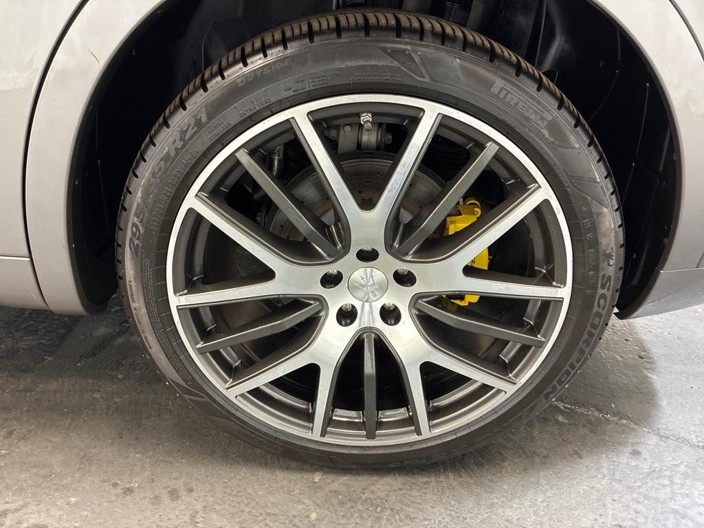 Maserati Levante  2017