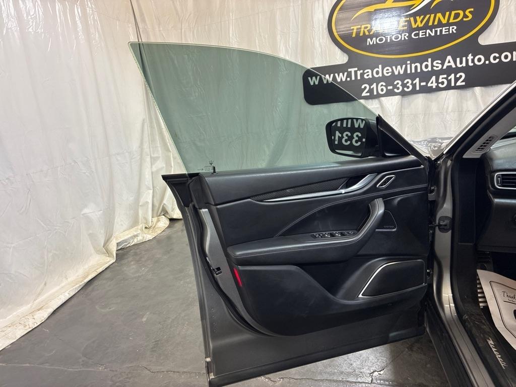 Maserati Levante  2017