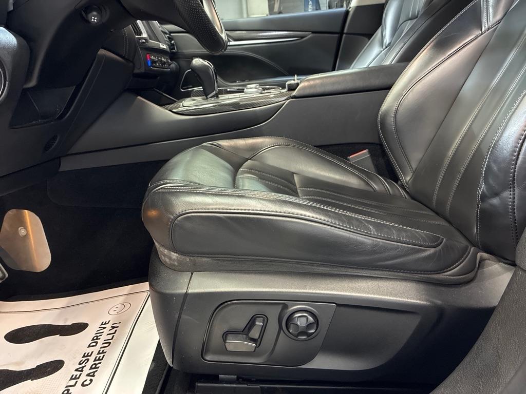 Maserati Levante  2017