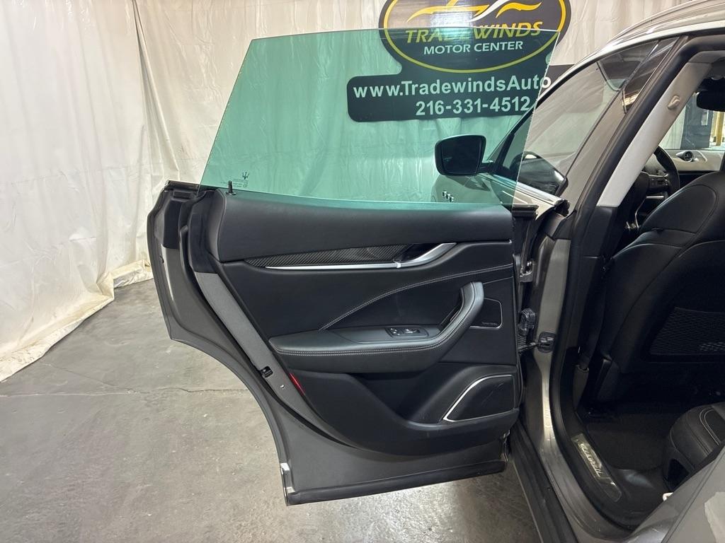 Maserati Levante  2017