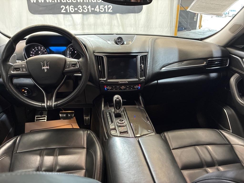 Maserati Levante  2017