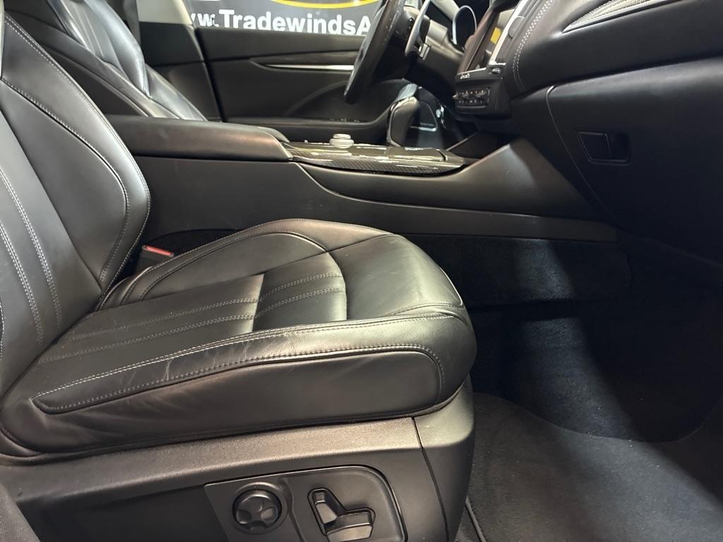 Maserati Levante  2017