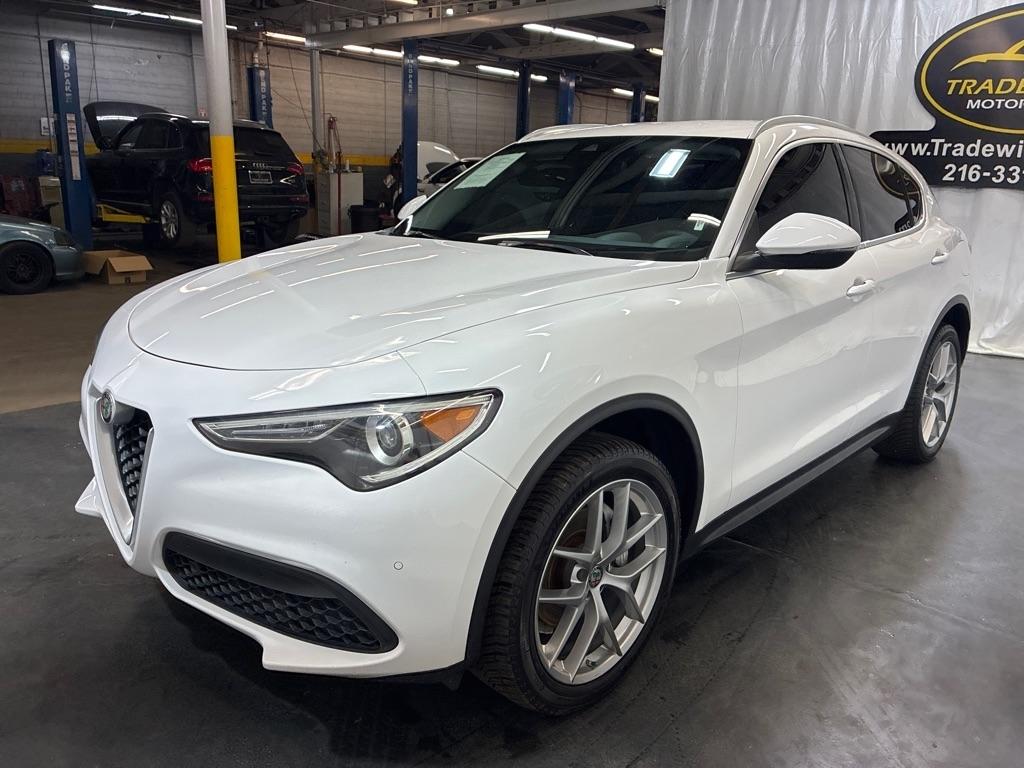 Alfa Romeo Stelvio  2018