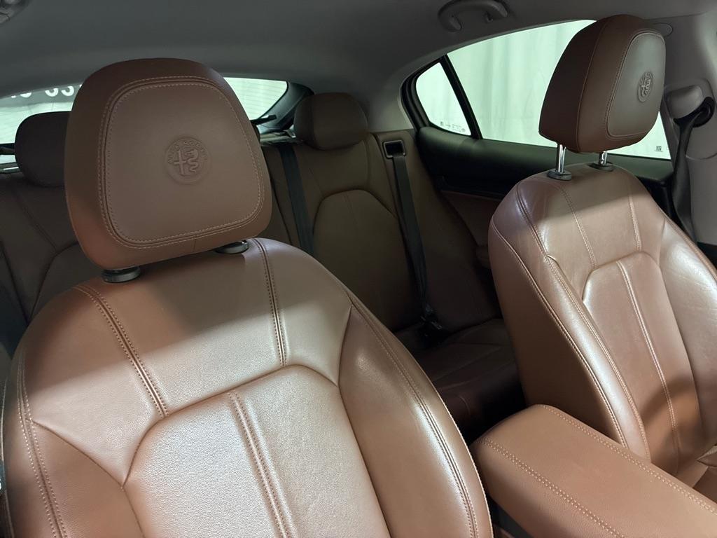 Alfa Romeo Stelvio  2018