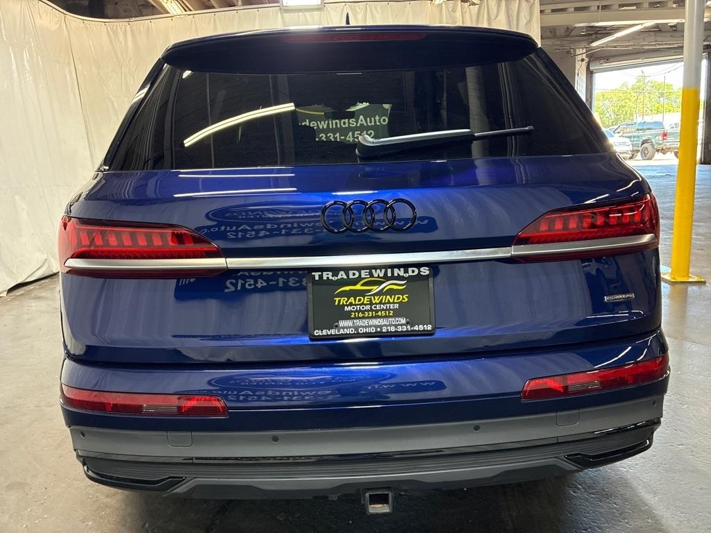 Audi Q7  2021