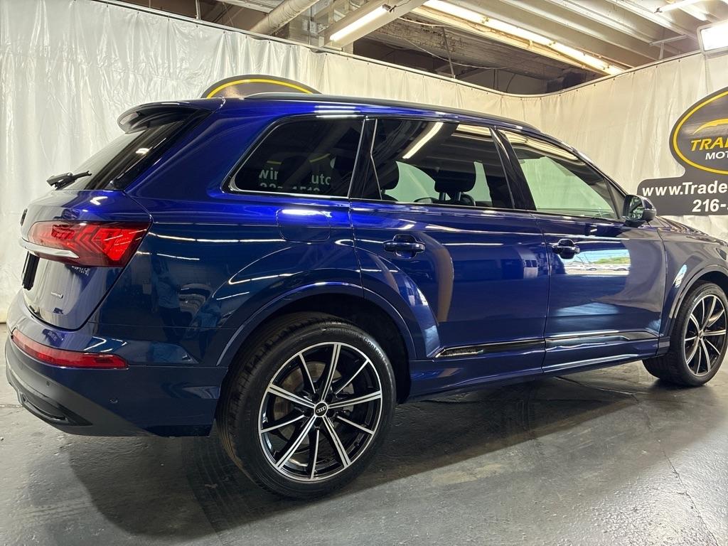 Audi Q7  2021