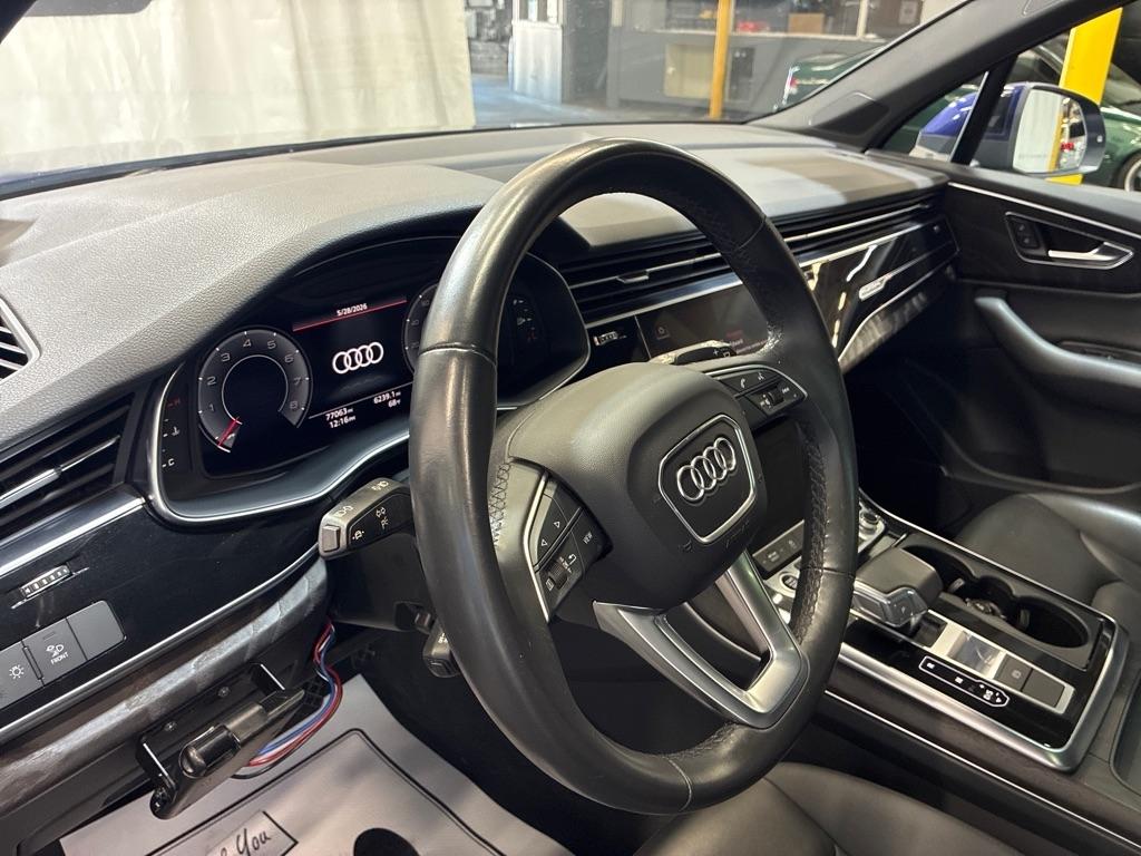 Audi Q7  2021
