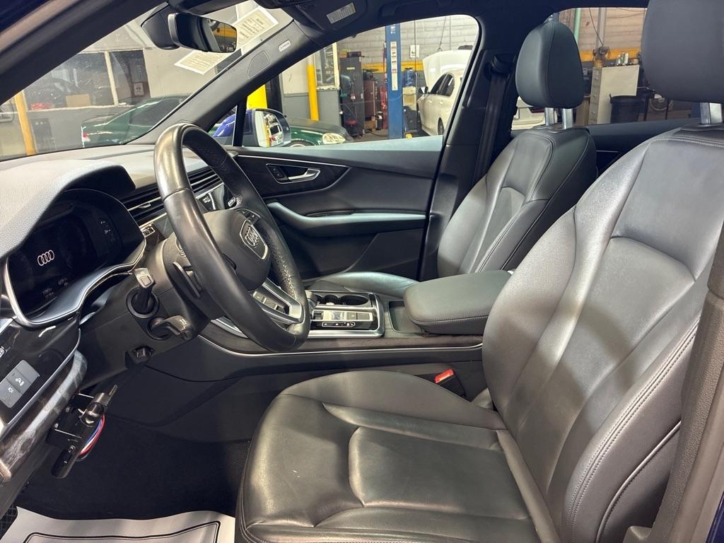 Audi Q7  2021