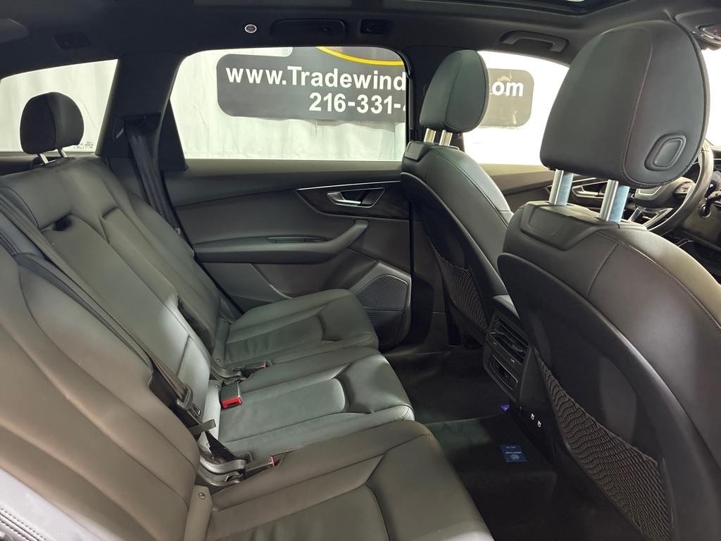 Audi Q7  2021