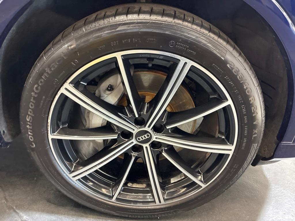 Audi Q7  2021