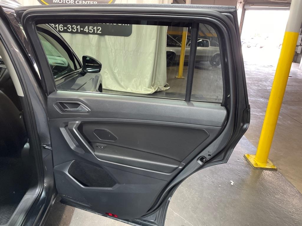 Volkswagen Tiguan  2021