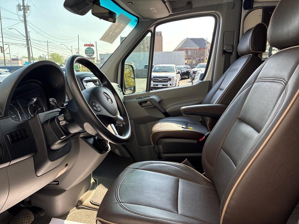 Mercedes-Benz Sprinter  2016