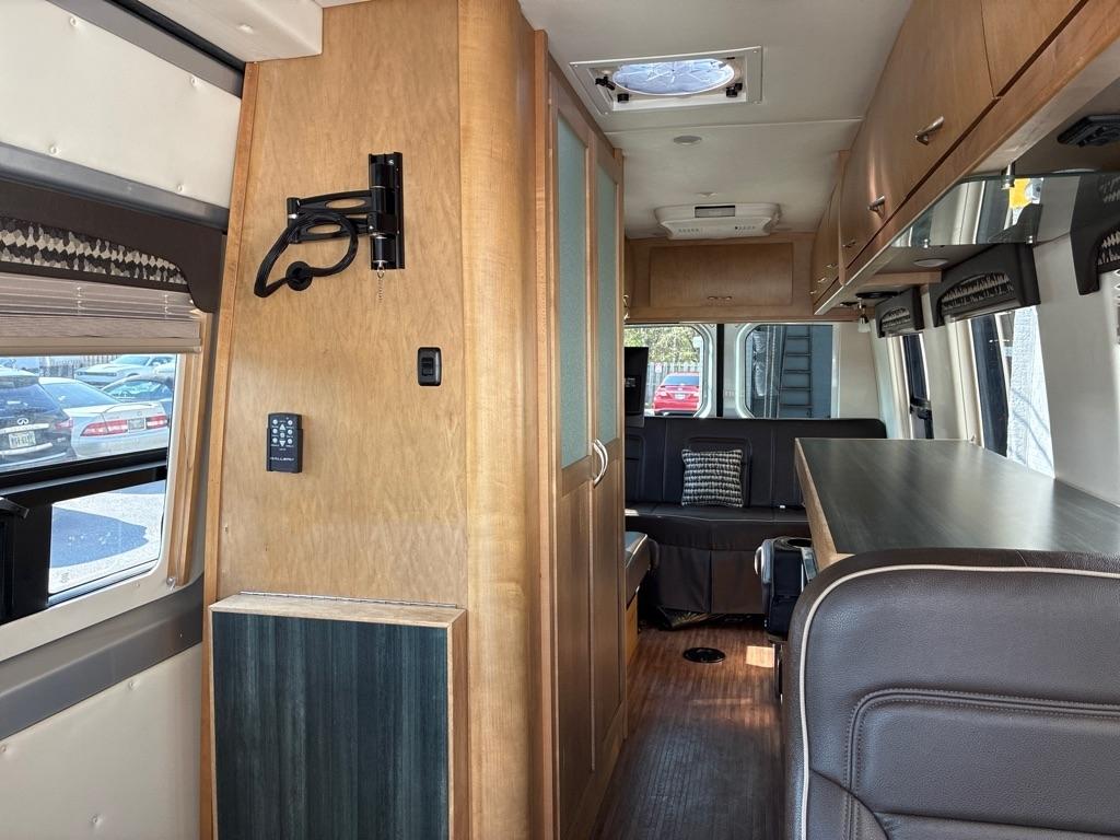 Mercedes-Benz Sprinter  2016