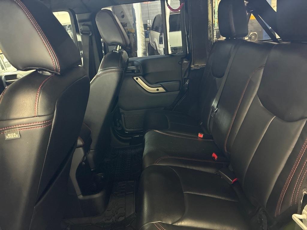 Jeep Wrangler  2016