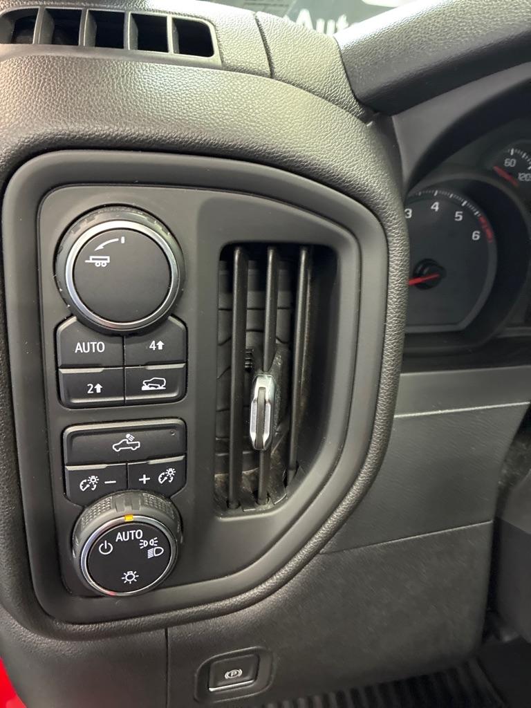 Chevrolet Silverado 1500  2019