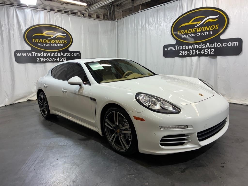 Porsche Panamera  2014