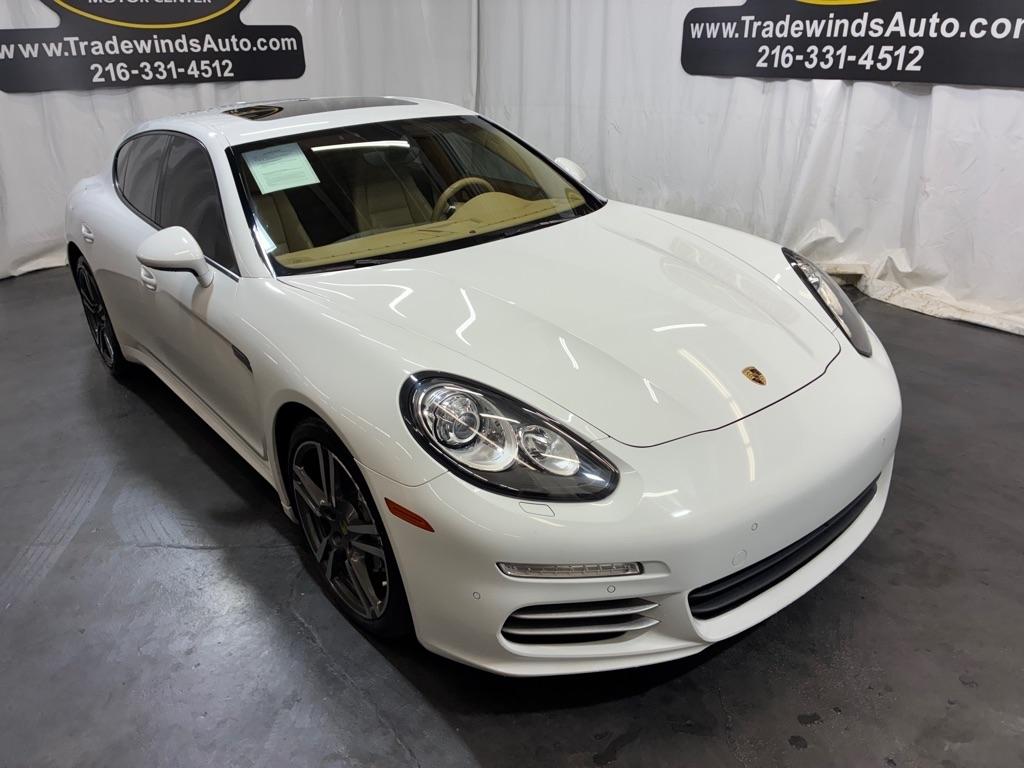 Porsche Panamera  2014