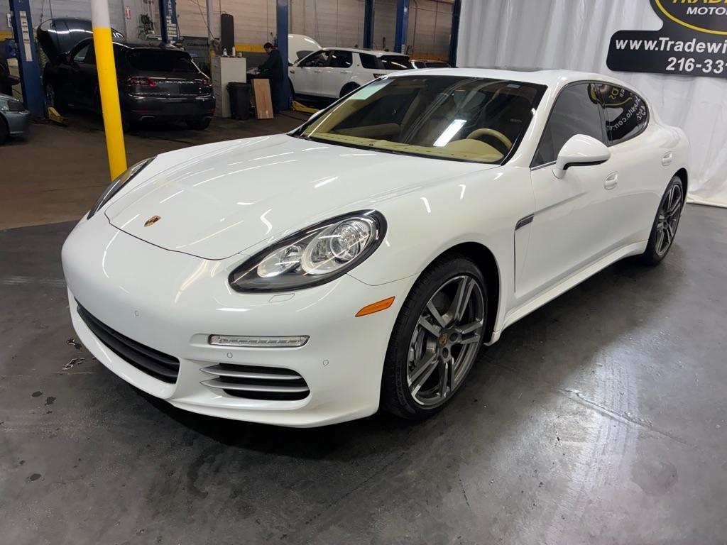 Porsche Panamera  2014