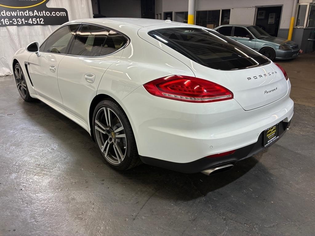 Porsche Panamera  2014
