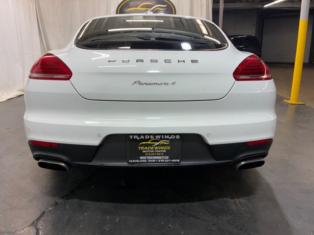 Porsche Panamera  2014