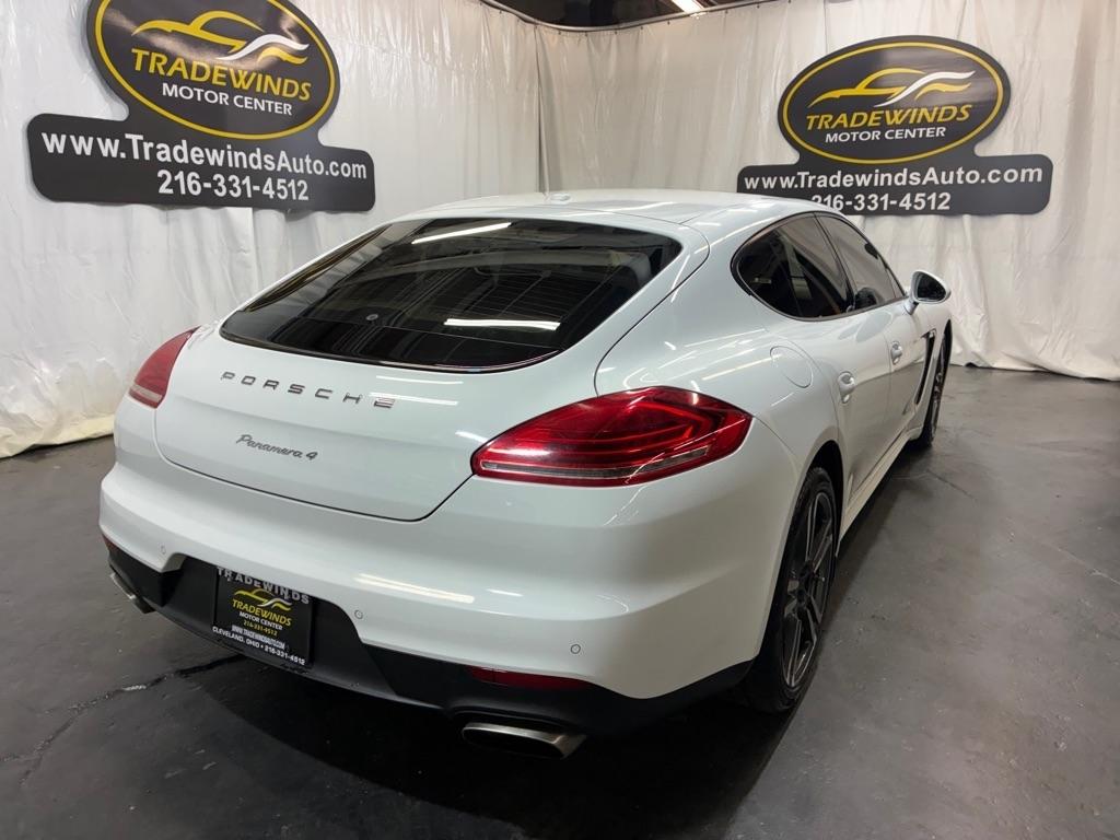 Porsche Panamera  2014