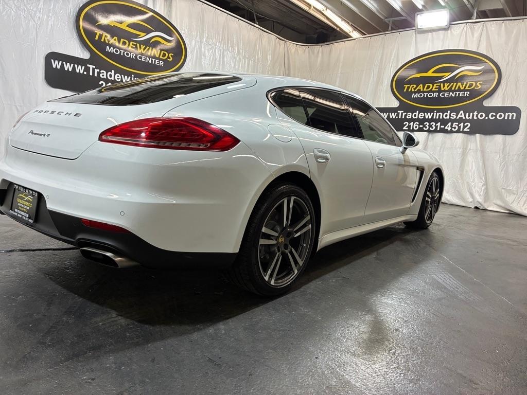Porsche Panamera  2014