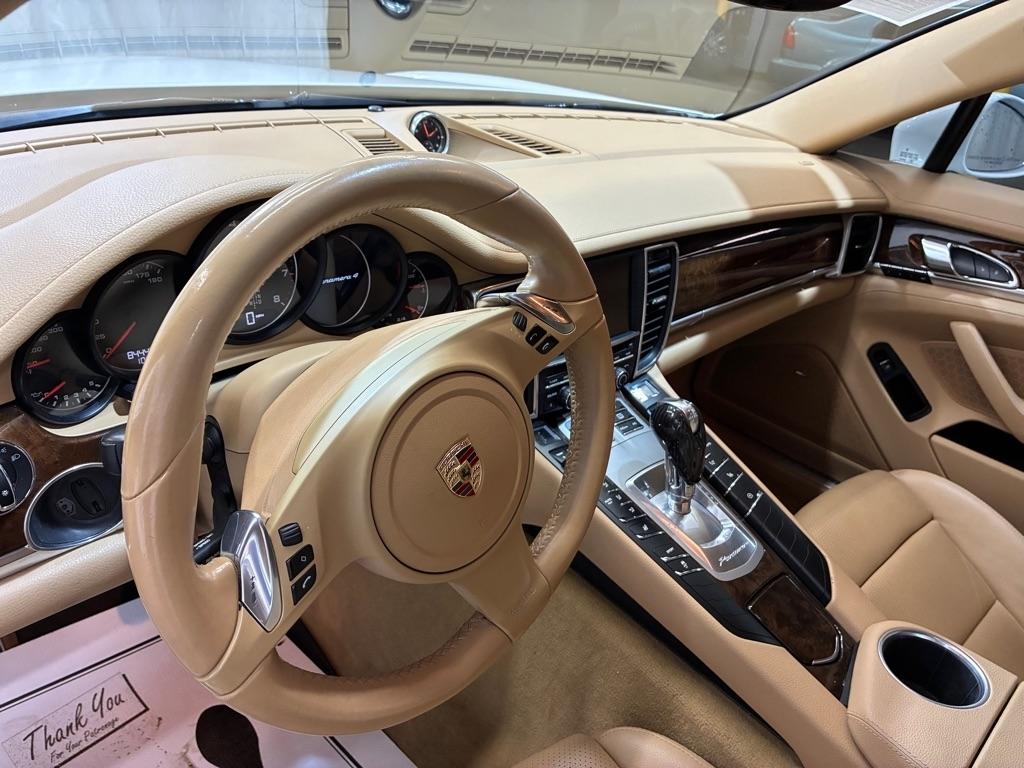 Porsche Panamera  2014