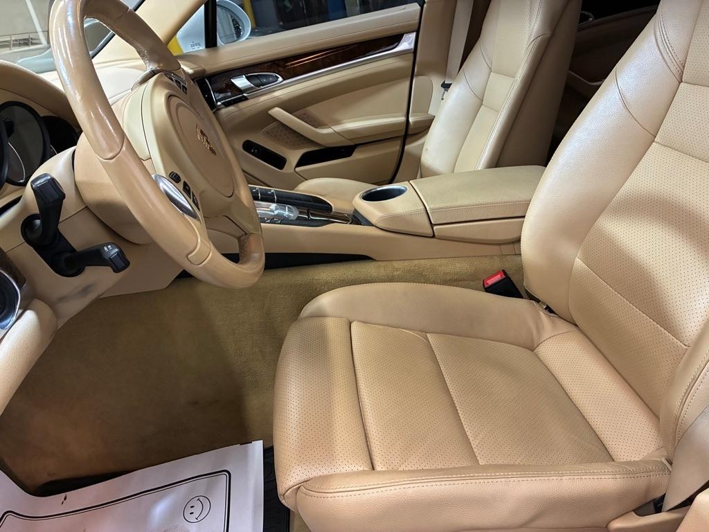 Porsche Panamera  2014