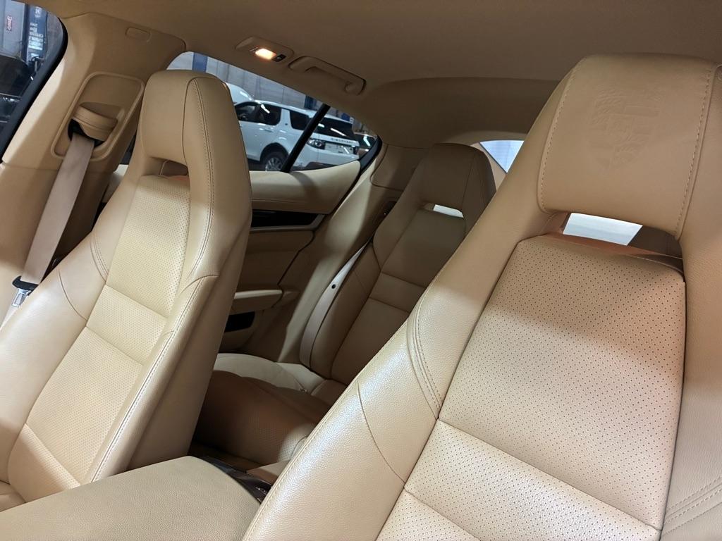 Porsche Panamera  2014