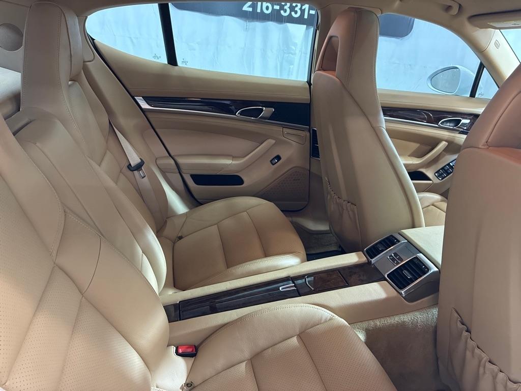 Porsche Panamera  2014