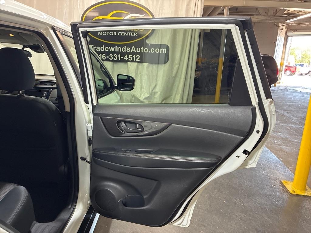 Nissan Rogue  2019