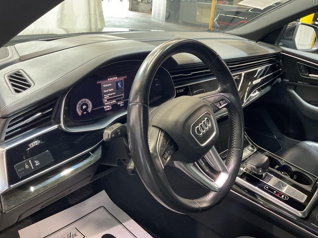 Audi Q8  2019